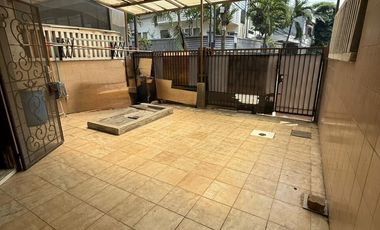 Dijual Cepat Rumah 2 Lantai di Danau Indah – Lokasi Strategis & Siap Huni 013