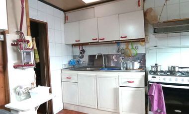 Vendemos Hostal a puertas cerradas $ 400.000.000