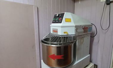 Vendemos Hostal a puertas cerradas $ 400.000.000