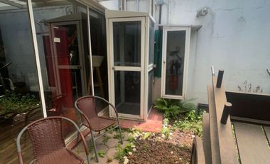 Casa en Venta Para Actualizar, Magisterial Vistabella
