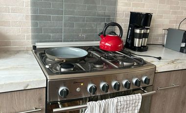 Casa en Venta Para Actualizar, Magisterial Vistabella
