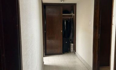 Casa en Venta Para Actualizar, Magisterial Vistabella