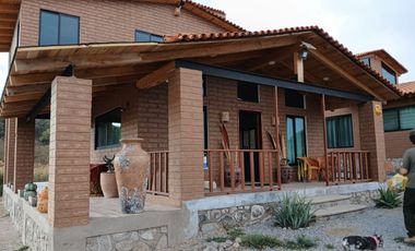 2 Cabañas Hermosas con Terraza para descanso a precio de 1