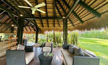 VENTA DE HERMOSA FINCA EN ROZO VALLE - FINCA EL TESORO - CERCA DE TARDES CALEÑAS.