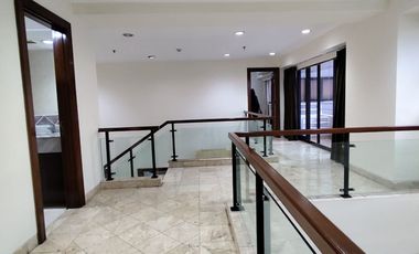 Sewa Apartemen Bona Vista Lebak Bulus, Jakarta Selatan - 4BR Furnished