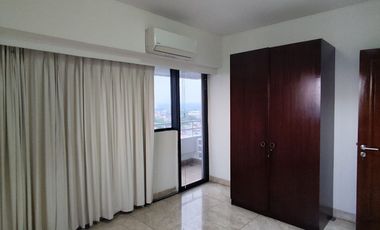 Sewa Apartemen Bona Vista Lebak Bulus, Jakarta Selatan - 4BR Furnished
