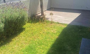 CASA EN RENTA EN TRES MARÍAS