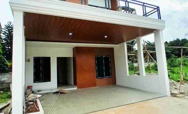 Townhouse Murah pinggir jalan di Timur Jakarta