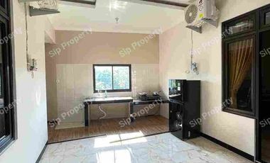 DIJUAL KOS 3 LANTAI DEKAT UNDIP – INVESTASI SIAP JALAN!