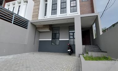 RUMAH BARU MODERN DI PONDOK HIJAU Gegerkalong Setiabudi Bandung Akses Mudah