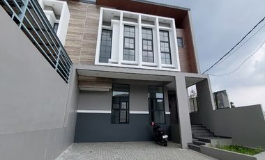 RUMAH BARU MODERN DI PONDOK HIJAU Gegerkalong Setiabudi Bandung Akses Mudah