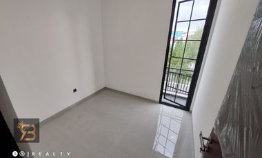 RUMAH BARU MODERN DI PONDOK HIJAU Gegerkalong Setiabudi Bandung Akses Mudah