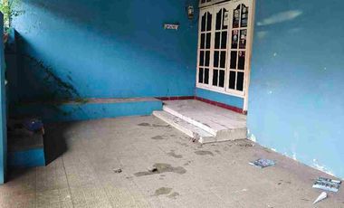 Rumah hitung tanah 750 jt LT 102 bangunan masih kokoh di Pekayon bebas banjir