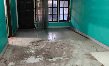 Rumah hitung tanah 750 jt LT 102 bangunan masih kokoh di Pekayon bebas banjir