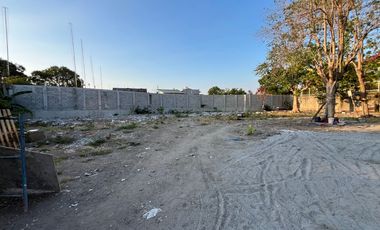 Big Merville Park Lot For Sale (Executive Area)