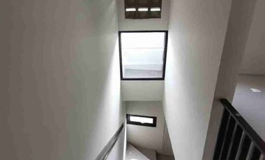 Dijual Full Furnished Town House Di Bintaro