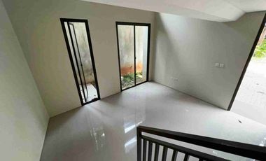 Dijual Full Furnished Town House Di Bintaro