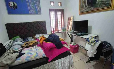 rumah siap huni murah di jl utama bisa untuk usaha toko kafe di Arcamanik dkt sport jabar