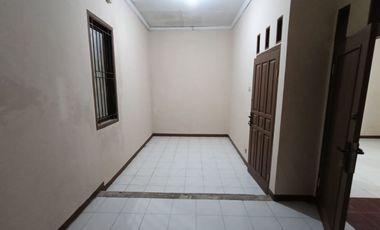 Dijual 2 Rumah di Kencoan, Kotabaru