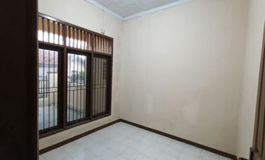 Dijual 2 Rumah di Kencoan, Kotabaru