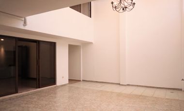 CASA COMERCIAL EN RENTA – SECTOR ESTRATÉGICO