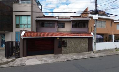 CASA COMERCIAL EN RENTA – SECTOR ESTRATÉGICO