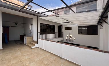 CASA COMERCIAL EN RENTA – SECTOR ESTRATÉGICO