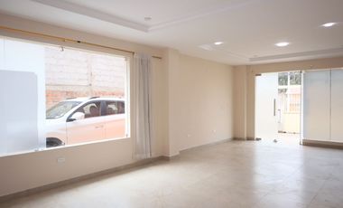 PROPIEDAD COMERCIAL EN VENTA Medio Ejido – Cuenca