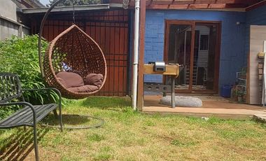 Se vende acogedora casa ubicada en el tranquilo y solicitado Sector El Bosque, Valdivia