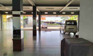 Disewakan dan Dijual Bangunan ex Showroom Mobil di Sholeh Iskandar, Kota Bogor
