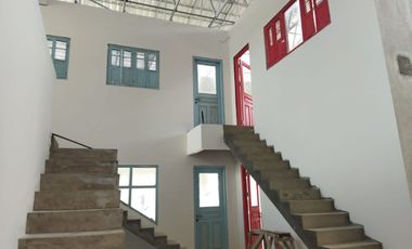Sewa atau Jual Ruko di Duri Kosambi ,Luas:600m,Pinggir Jalan Raya,Harga:8.5 M,Sewa:300 Jt/Thn Nego
