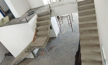 Sewa atau Jual Ruko di Duri Kosambi ,Luas:600m,Pinggir Jalan Raya,Harga:8.5 M,Sewa:300 Jt/Thn Nego