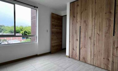 Rento apartamento amplio en Av Sur