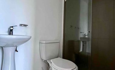 Rento apartamento amplio en Av Sur