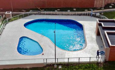 Rento apartamento amplio en Av Sur
