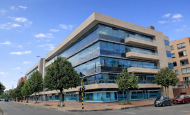 ARRIENDO OFICINA BOGOTA NORTE SANTA BARBARA ED FALABELLA