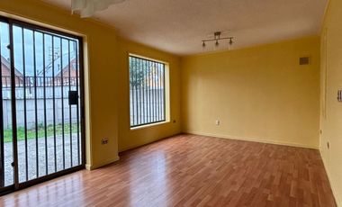 🏡 Se vende hermosa casa de 2 pisos en sector Bosque Sur, Valdivia