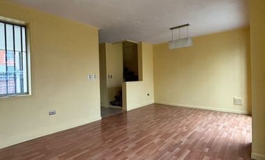 🏡 Se vende hermosa casa de 2 pisos en sector Bosque Sur, Valdivia