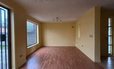 🏡 Se vende hermosa casa de 2 pisos en sector Bosque Sur, Valdivia