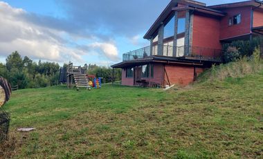 Se vende hermosa casa en Condominio Los Aromos, Valdivia