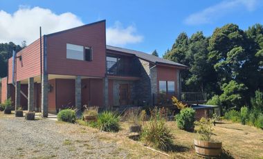 Se vende hermosa casa en Condominio Los Aromos, Valdivia