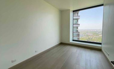 FOR LEASE - 3 Bedroom Premier in Aurelia Residences