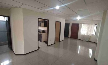 Alquilo casa en la Urbanización La Joya