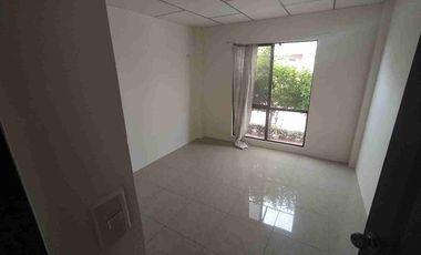 Alquilo casa en la Urbanización La Joya