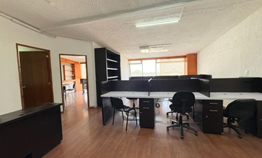 Estupenda oficina  con vista panorámica y  azotea de gran potencial , ideal!