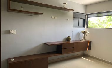 Casa en venta con amplio terreno en Cholul