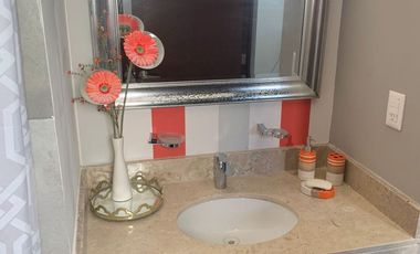 Casa en venta con amplio terreno en Cholul