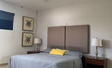 Casa en venta con amplio terreno en Cholul