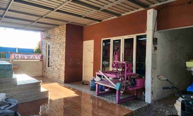 Green Mansion Waru Tropodo
