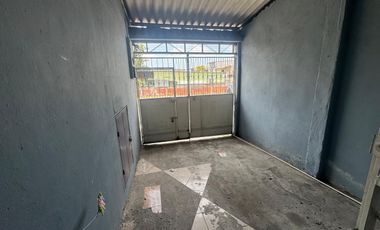 MUCHO LOTE UNO ETAPA SIETE ALQUILO HERMOSA Y AMPLIA CASA DOS PLANTAS, TRES DORMITORIOS, EXCELENTES ACABADOS